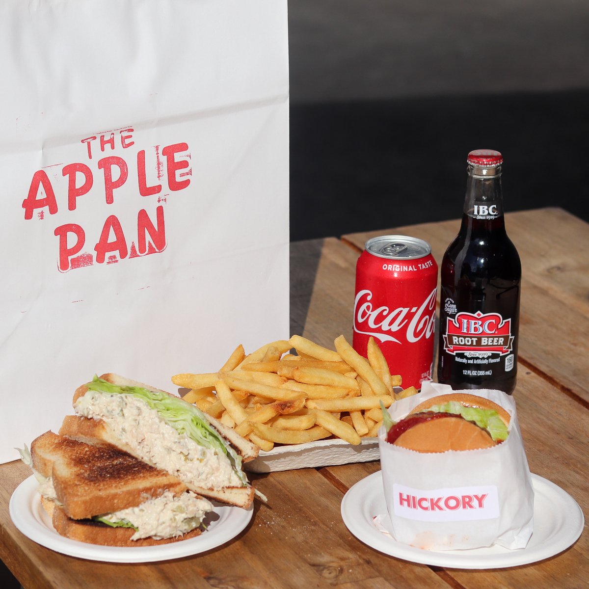 Red, white, and…burgers? Up your 4th of July BBQ game with our tasty classics! We’ll be open on Sunday for our usual business hours 11am-9pm! 🍎 #applepan #4thofjuly #burgers #hickoryburgers #bbq #applepie #icecream #fries #tunasandwich #LA #classic #summer