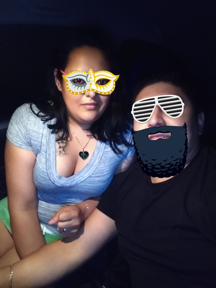 <a href="/AlFaHotwife/">Alfa HW</a> Samy y Eduardo con ganas de experimentar cosas nuevas por el mento quisiera nuestra primer experiencia sea con una chica bi ya sea sola o en pareja @AutenticaSamy10