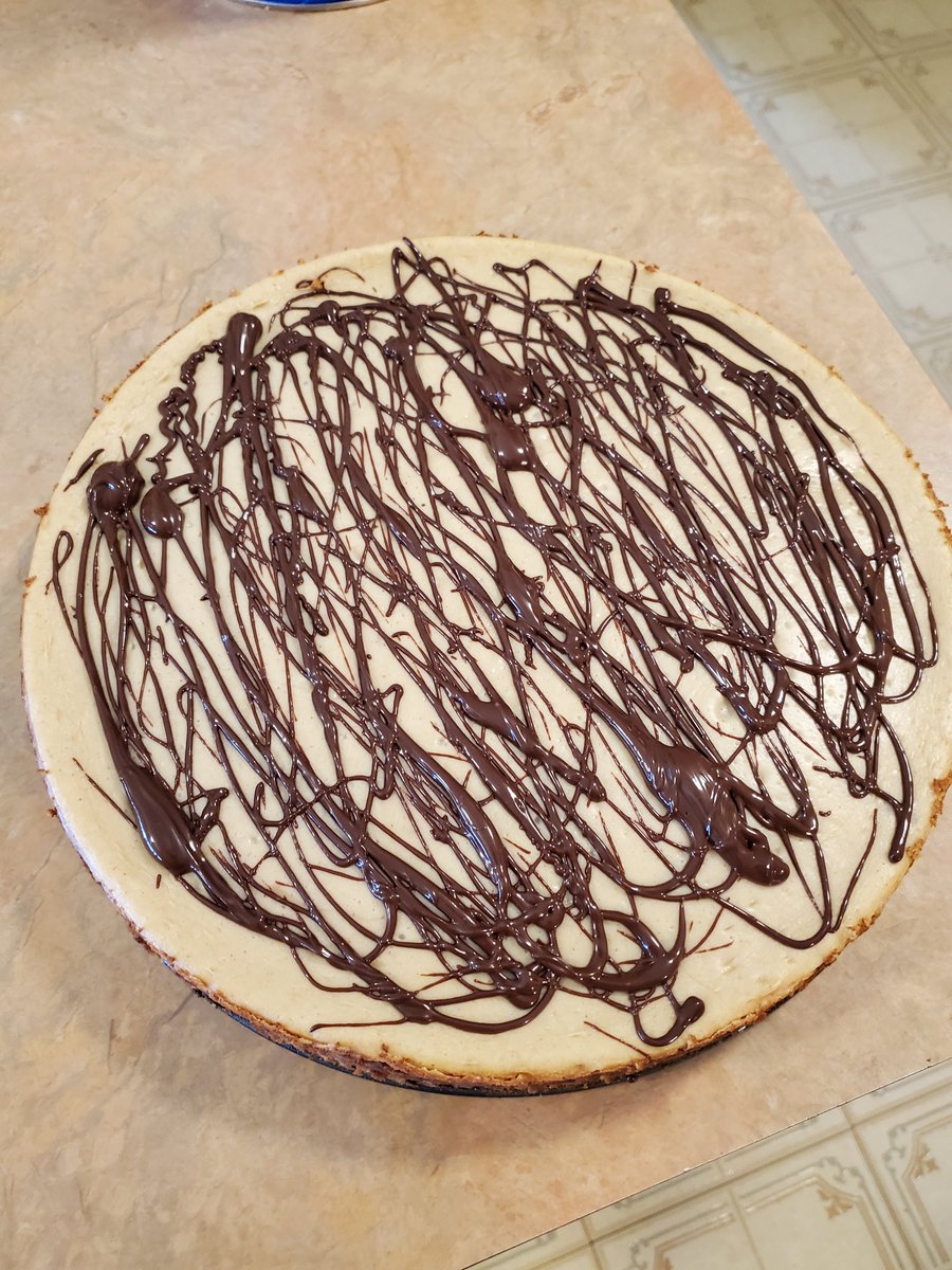 Ang113A5's tweet photo. #HappyBirthdayAmerica I made my peanut butter cheesecake to add to the celebration.... have a feeling 1 isn't quite going to be enough!! π€£ Have fun & be safe y'all! #countrygirl #girlcancook #fortheloveofpeanutbutter https://t.co/YijqBcT9em