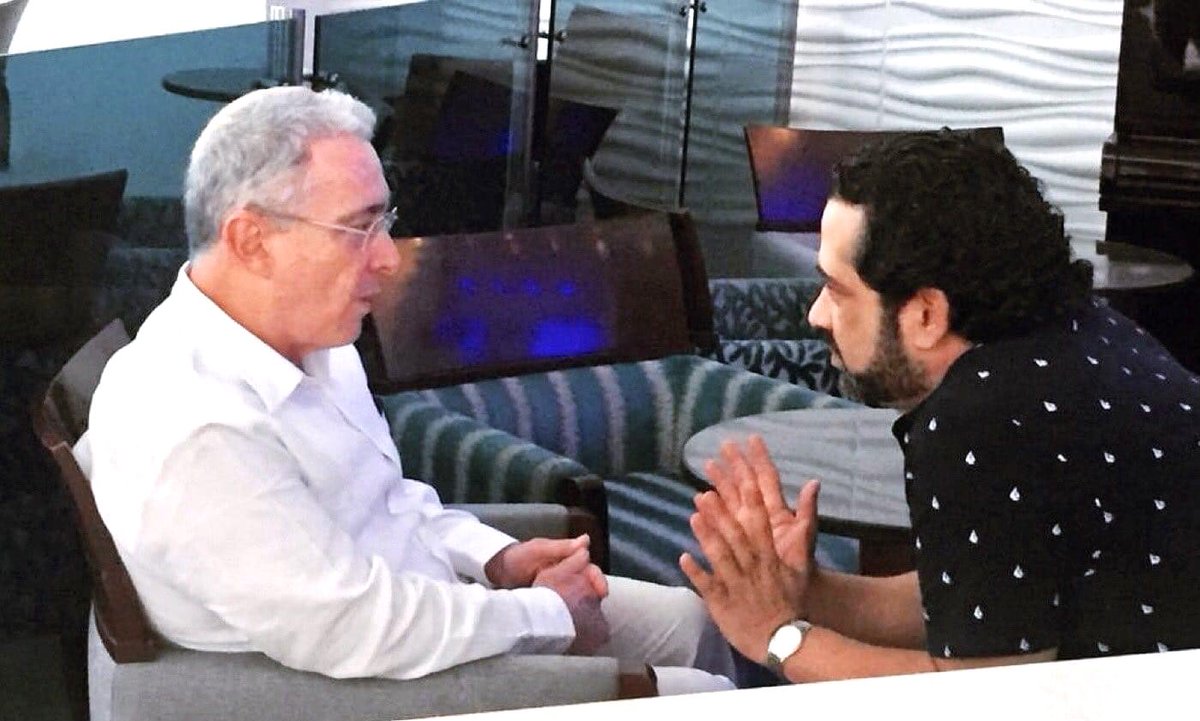 millersoto's tweet image. ¡Impresionante! Hoy todos los colombianos están celebrando el cumpleaños del presidente @AlvaroUribeVel, todos.

Es que se confirma que todos somos uribistas. Unos pro y otros anti, pero uribistas al fin y al cabo.

Y bueno, cada quien expresa exactamente lo que es.😁