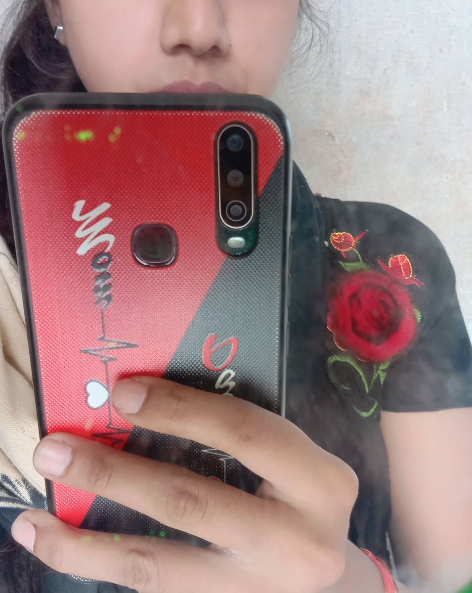 Shivijais97's tweet photo. Tumhari...💞😘Judai me Main Mari To Nahi...😏
Lekin Ha Moti Zaroor ho Gai.🤭😆🤭
🤔 Kya Sach Mein 🤔
#CommentsMe ?😆
#DontWrongComments 🚫 https://t.co/Nm56qHw0Z0