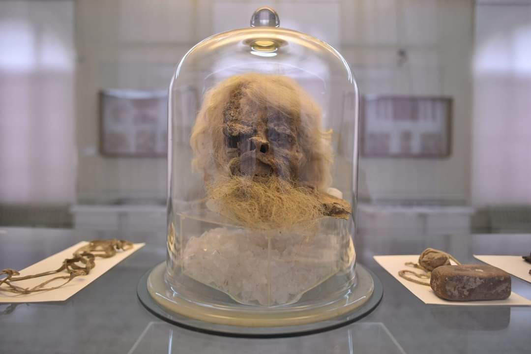 Archaeo - Histories on X: "In winter of 1993, while mining salt in salt  mine of Cehrabad, Iran, miners came across a corpse with long hair, a beard  and some artifacts. Dated