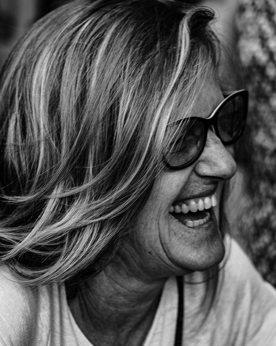 Special moments, with wwwsarahlifecoach.org 
#pov #povphotography #bnw_captures #bnw #Italy #friends #streets