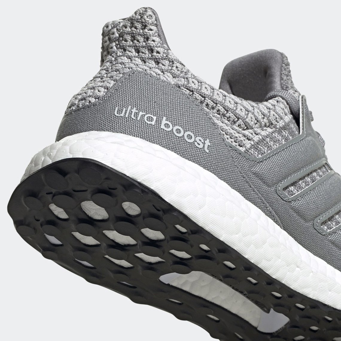 SneakerShouts's tweet photo. 20% OFF + free shipping on the adidas UltraBOOST 5.0 "Wool Grey" 

BUY HERE: https://t.co/KDvVXdGRUw https://t.co/PcYnaVzvP2