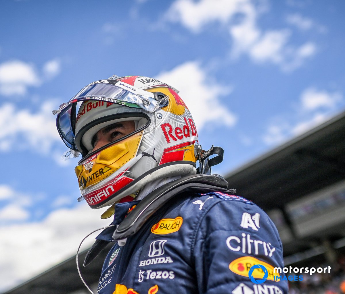 msportstats's tweet photo. ROBO-CHECO: @SChecoPerez 🇲🇽 

LAP
23 - 1.09.996
24 - 1.09.996
25 - 1.09.996

The last time a driver did three consecutive identical lap times during a race was @ValtteriBottas in Mexico 2016 (laps 44-46). 🤯

👏

#F1 | #AustrianGP https://t.co/6Cij4zTXsr