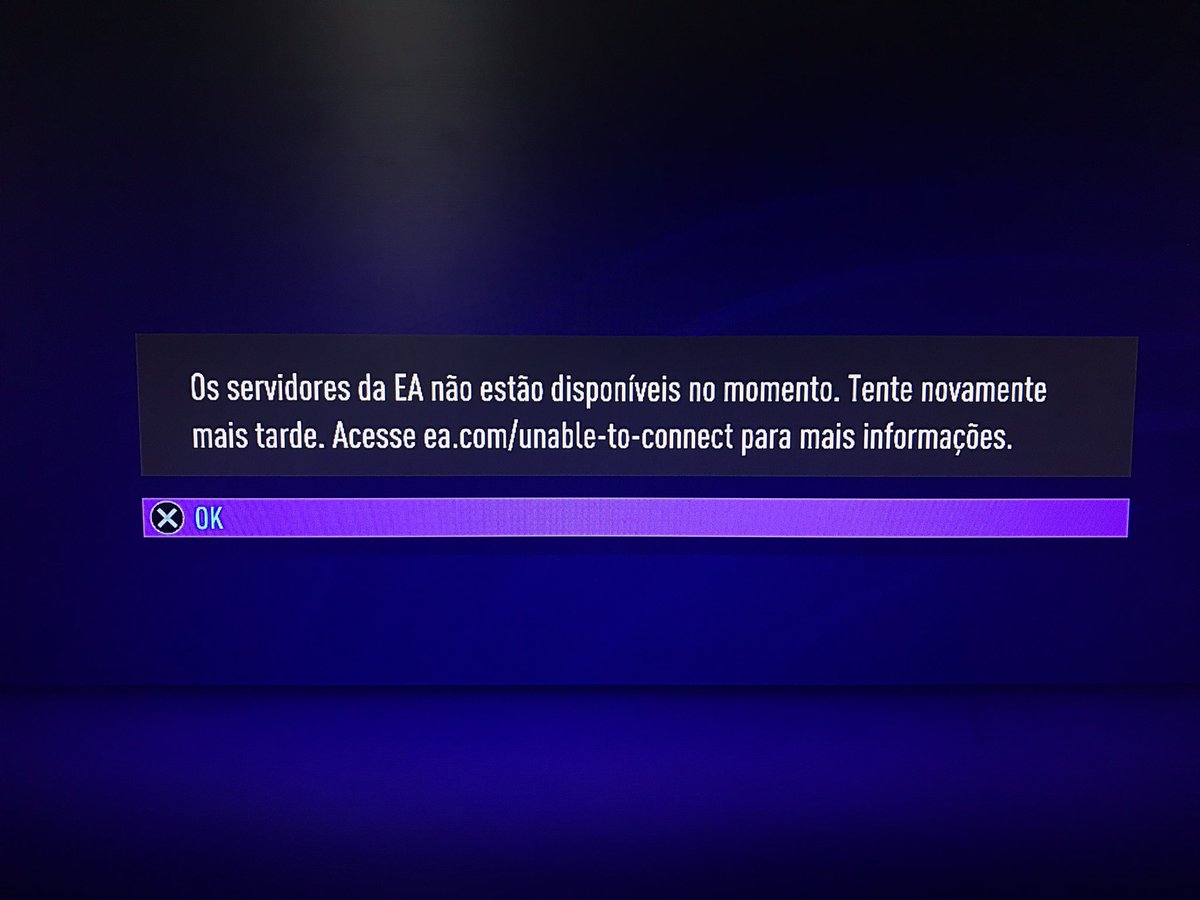 luharcardi's tweet photo. @EAFIFADirect are the servers off again? Oh my..... are you kidding with us????? #FIFA #fifaoff #fifaoffline #ultimateteam #ea https://t.co/sHDFjE6OVc