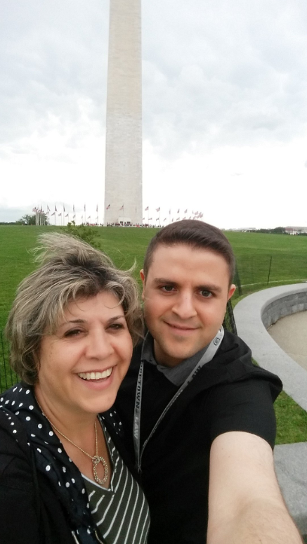 WhiteHouse46's tweet photo. So many wonderful #BackTogether photos today! Combiz shared: "Proud to be a first generation American! Thank you to my #immigrant parents who through hard work, adversity &amp; enormous sacrifice made the U.S. their home for me &amp; my sister so that we can live the American Dream!" https://t.co/c0cvjmlqmu