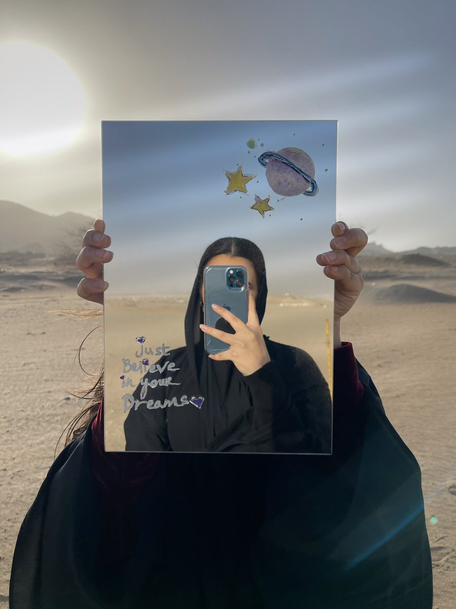 WalaaAqeel_'s tweet photo. Mirror Art 🌟 https://t.co/XfIilapPeg