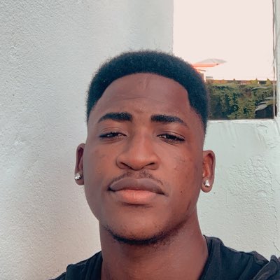 BB_AJ_'s tweet photo. #NewProfilePic
#BeardlessGang https://t.co/RF1j5hnAlV