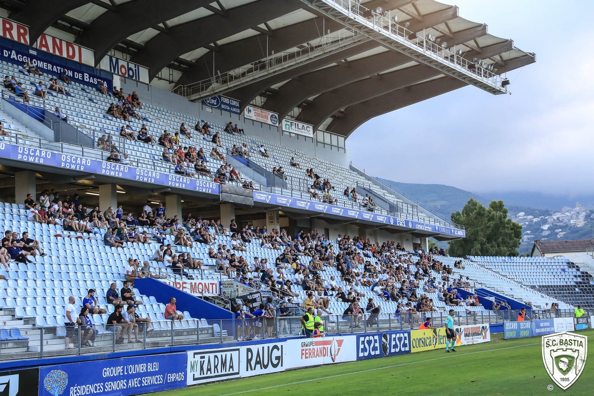 SCBastia's tweet photo. Chì piacè di ritruvaci ! 🔵 📸 #SCBFCBB https://t.co/ISVD1iml6N