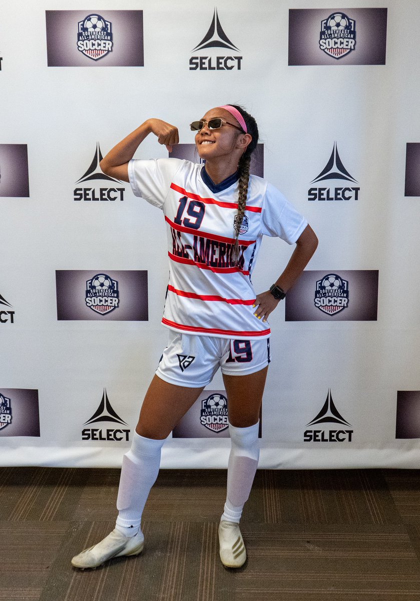 AjelKalea's tweet photo. Happy 4th of July y’all!!❤️⚽️💙
@SEAllAmerican @PrideAthletics1 https://t.co/QXWQ8FHzlI