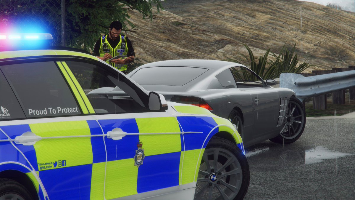 IoB_PSKilmer's tweet photo. Spent this evening out targeting cars using the ANPR system in our vehicles. Stopped this 17 year old driving his dads car without permission. Also decided to bring his imitation firearm out with him! A bad day for this gent! #SergeantKilmer #OnTheRoad #ProactivePolicing https://t.co/1LRImgZMmt