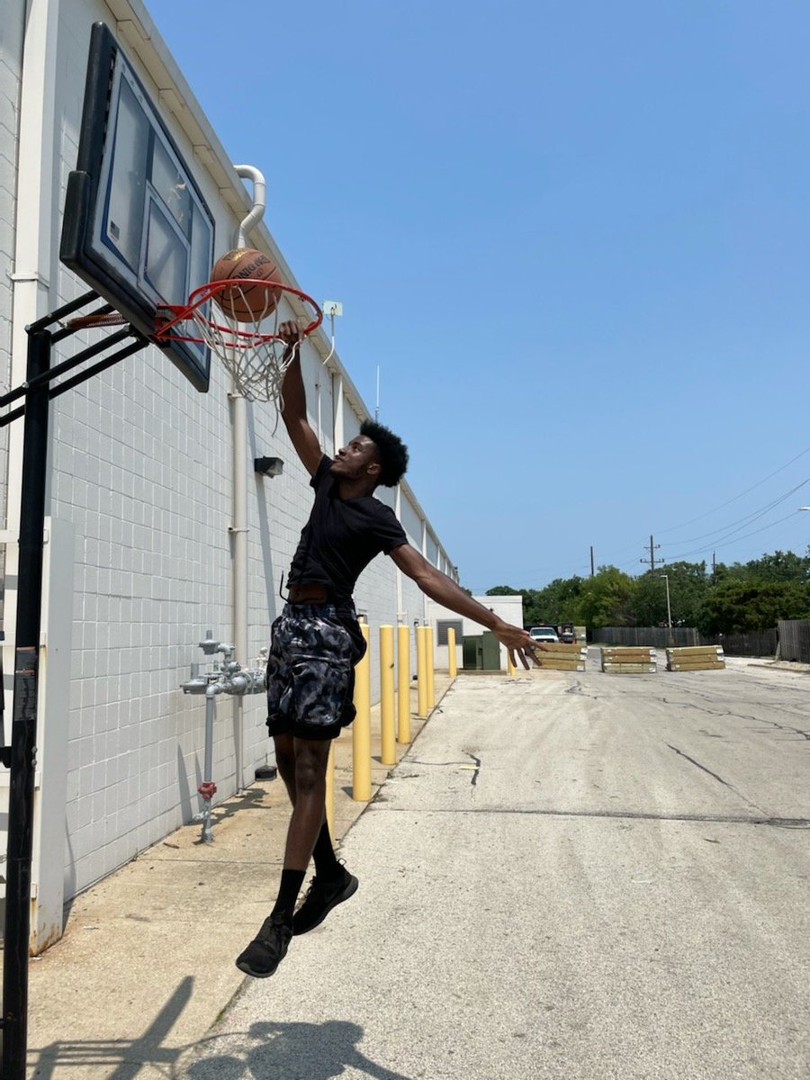 Miguel Chavez tweet media