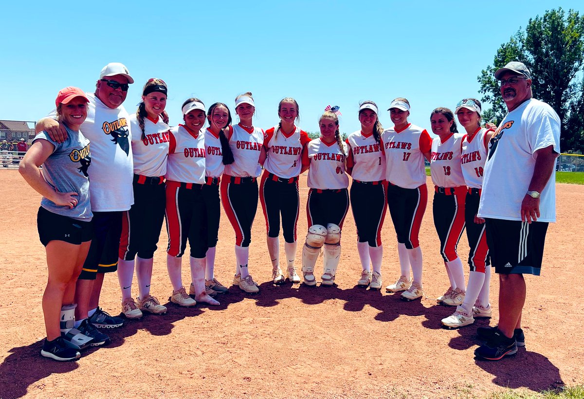 Outlaws18A's tweet photo. Outlaws wrap it up with an 11-3 loss to Nation Softball from Utah. They end #CoSparkFire 7-4 for the tourney and made it to the elite 8. The girls played  hard and when you were ready to call them out they’d battle back. 🥎🏔🇺🇸#DoGoodThings #headforthemountains https://t.co/BjDypbTjTY
