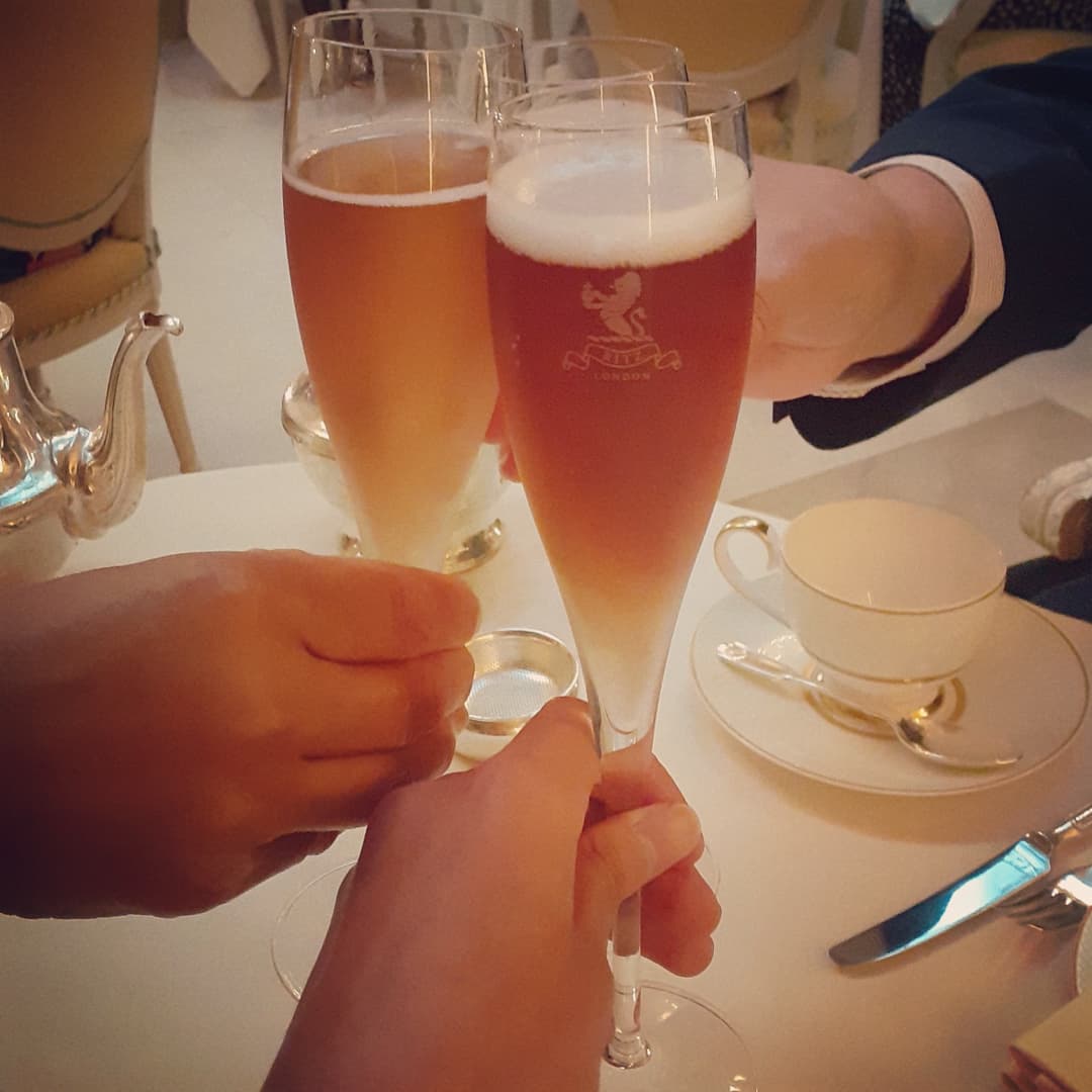 cuteevidhi's tweet photo. @theritzlondon https://t.co/JtApAMUwxA