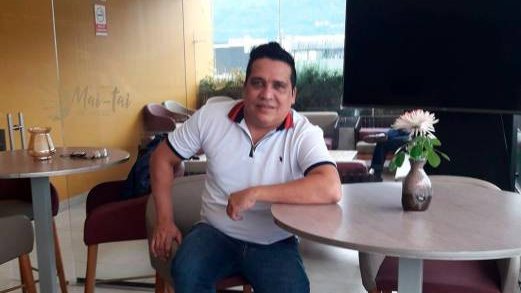 DiarioDelNorte's tweet photo. A sus 49 años de edad, falleció de Covid-19 el compositor vallenato Jhon González Mestre.
https://t.co/KTShDy314A https://t.co/UZyIJzB2DX