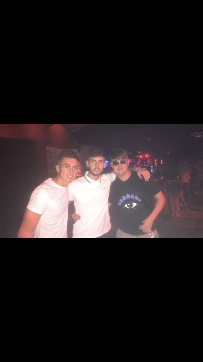 ronanmorton's tweet photo. @paulsmith1717 happy birthday bro enjoy😎 x https://t.co/5ufIhJOLE0
