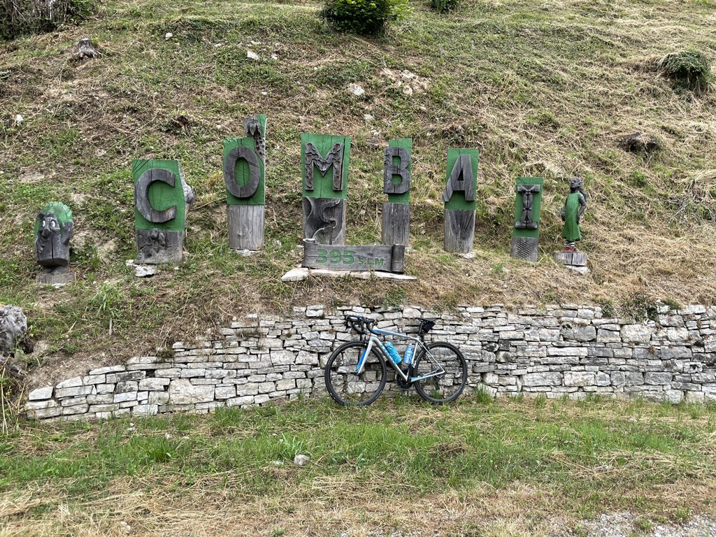 paneta1980's tweet photo. Domenica climb #vittorioveneto #borgosanlorenzo #medean #montecesen #pienezzedivaldobbiadene #valdobbiadene #combai https://t.co/N8jsSmTL6D