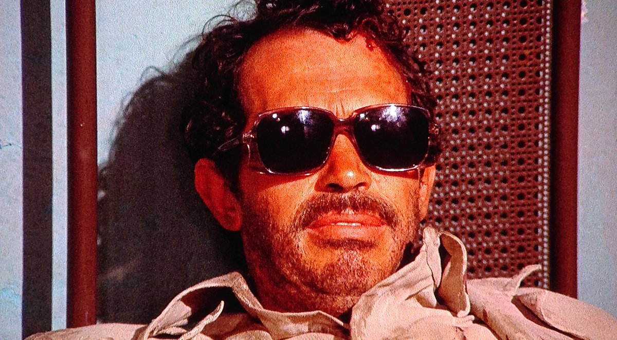 Eijimove Warrenoates Hbd 今日はケンタッキー州出身の俳優ウォーレン オーツ の誕生日 画像は常連出演していたサム ペキンパー監督作品の主演作品 ガルシアの首 物語の展開に瑕疵や綻びがありますが 首に纏わる妄執にとらわれた男の執念を オーツが好演