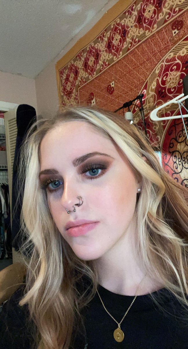 ravynmk's tweet photo. a yearly glow up is exactly what we called for https://t.co/eRq8nSQg1T