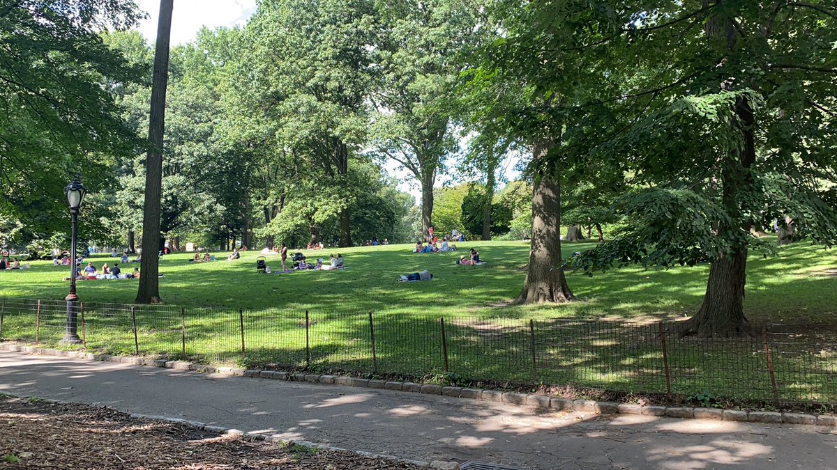 WHMII's tweet image. Nice day in Central Park! Happy 4th!