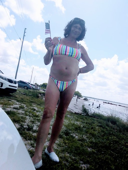 TS Traci Knox’s pics and videos