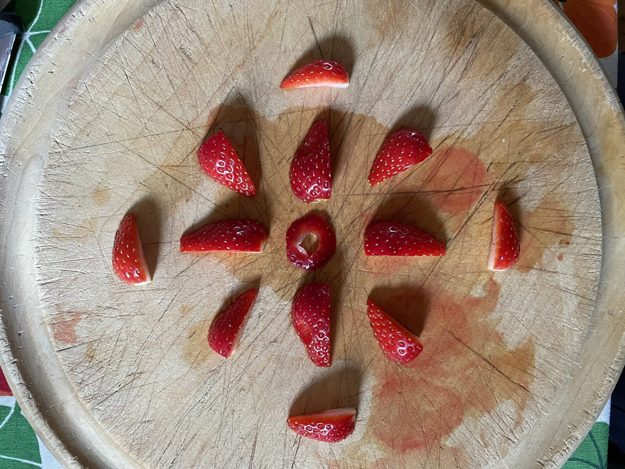 Alastair Robert McKinlay (he/him) on Twitter "Strawberry Sundays.. ☀️🌈