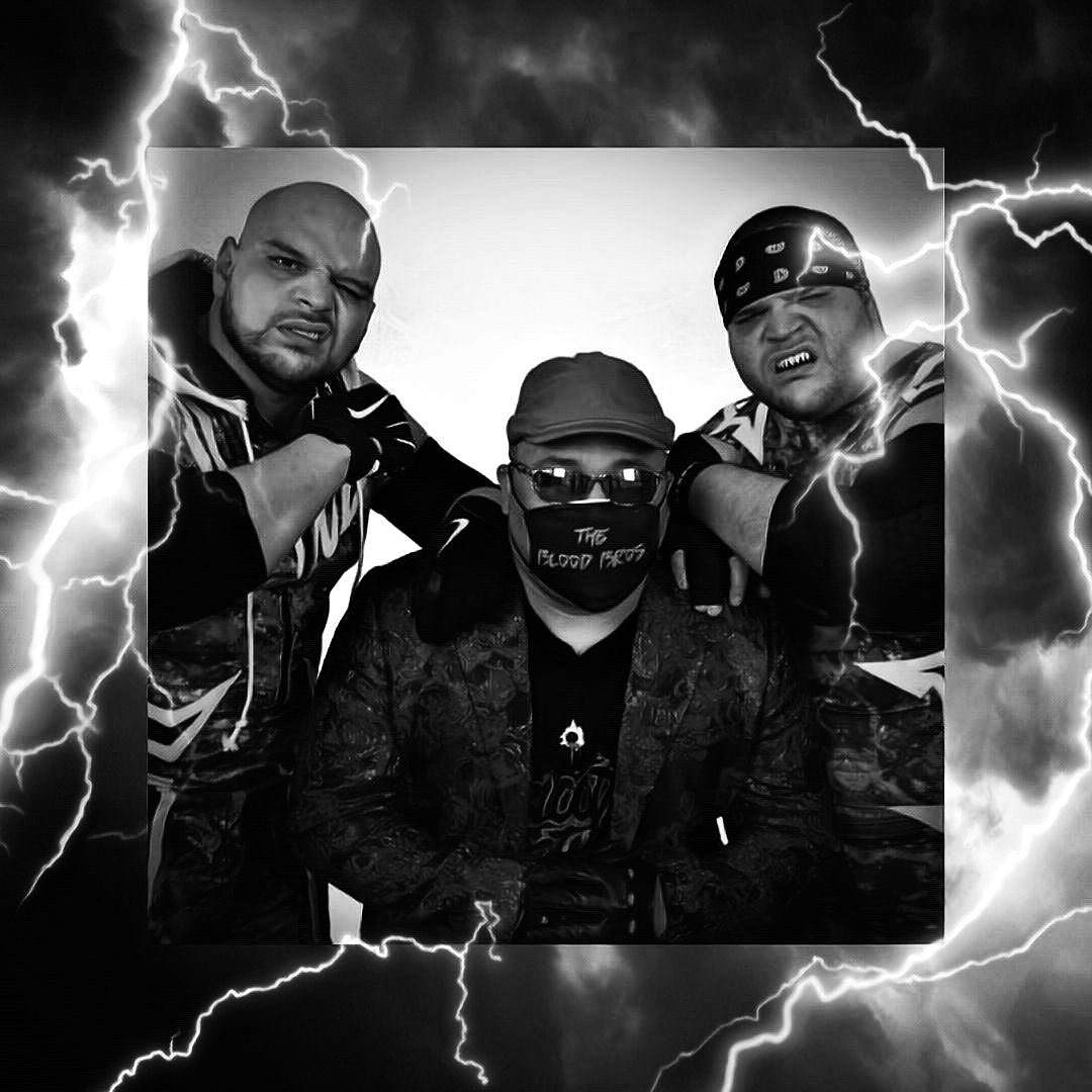 BloodBros6boro's tweet photo. Serious Business...

📷 edit: @2bescene
📷 @UpperLimitPro
&amp; @mothraswingfoto

#TheRaze #SavageSam #TheProductofFear #MaxxMercy #OTP #BloodBros #TagTeam #ProWrestling #Wrestling https://t.co/xLDMa5tZrj