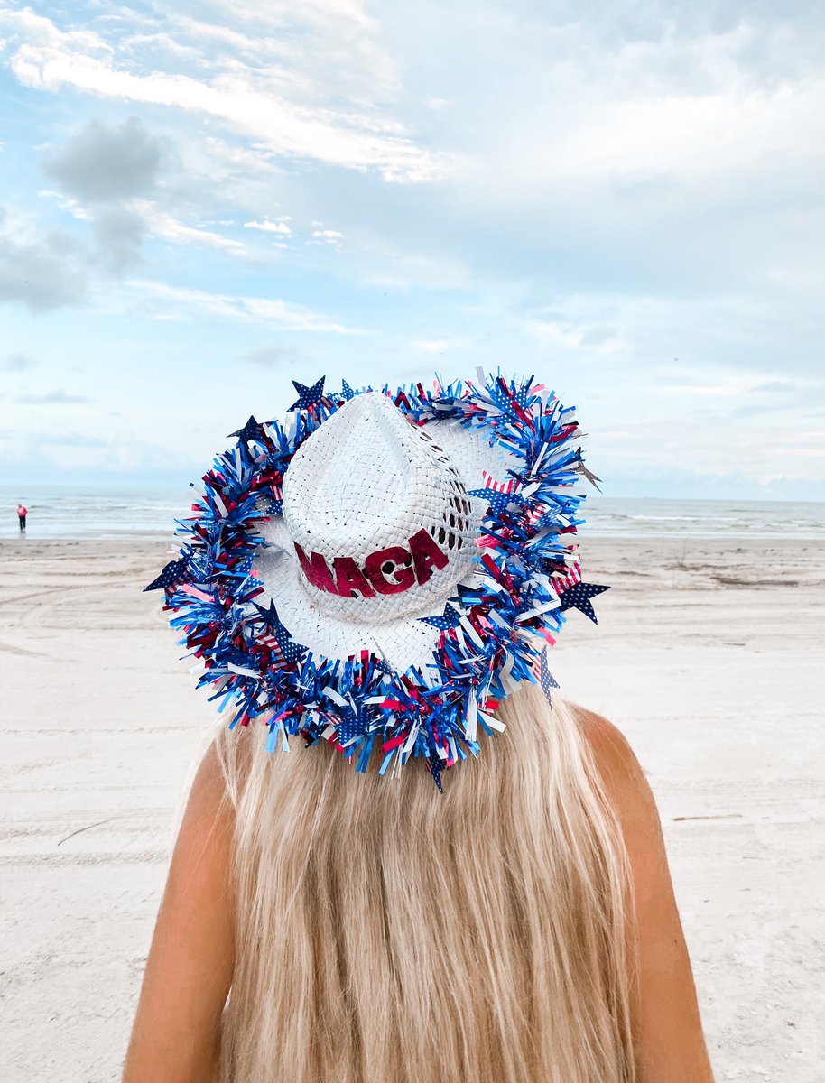 asaunderssss's tweet photo. HAPPY 4TH Y’ALL https://t.co/qr7oA2pX98