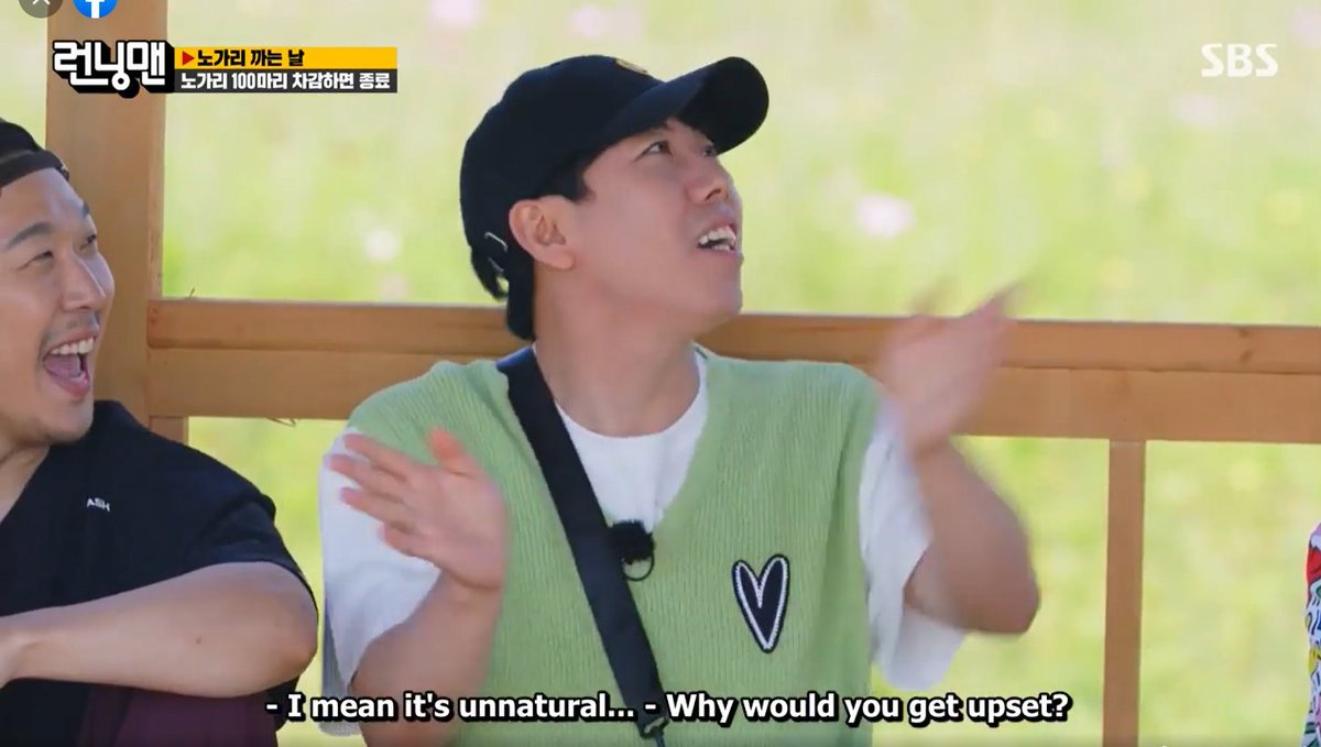 mrandmrstaffy's tweet photo. haha oppa's expression is so me when I'm watching sechan explain himself that he's not jealous HAHAHHAHAHA he goes on to explain with gestures instead of simply denying it.....why do you feel the need to explain hmmm are you really jealous HAHHAHA
#RunningMan #ep562 #ChanMin https://t.co/T8mUglVGAZ