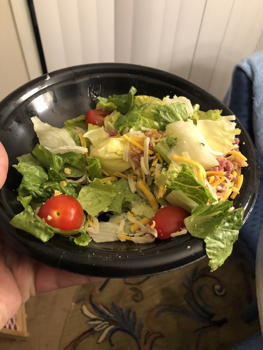 GuidryMiguel's tweet photo. Hey @Outback how are you expecting people to pay 16 dollars for salad, and then give them this? Will not make that mistake again… https://t.co/m3mjcLqKGx