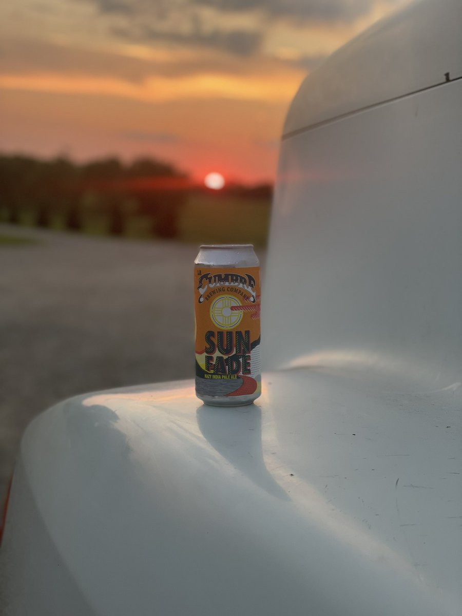 Masonmc88's tweet photo. Perfect beer for a great night. https://t.co/ywWdSojXiH