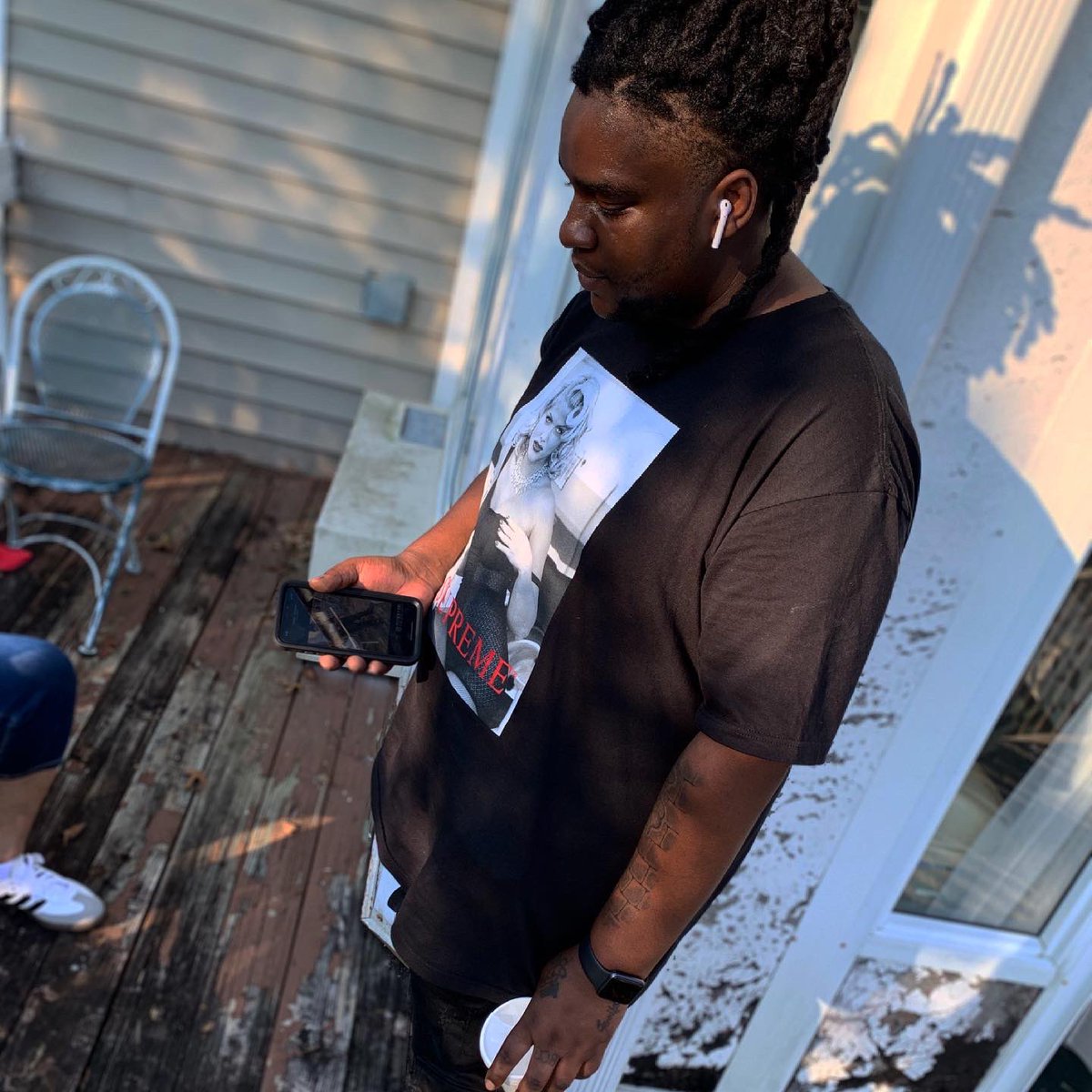 KeepIt_Trilla's tweet photo. Damn I hate the real me... voices in my head say you the enemy 🦅🦅🦅I’m tryna get high as I can #TSO #LLMES https://t.co/VaLTGK7VZd