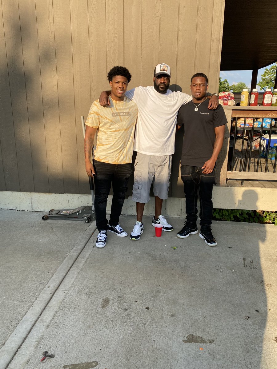 KcrealcoachJ's tweet photo. A few Fountain men https://t.co/tcfUb4qLQ5