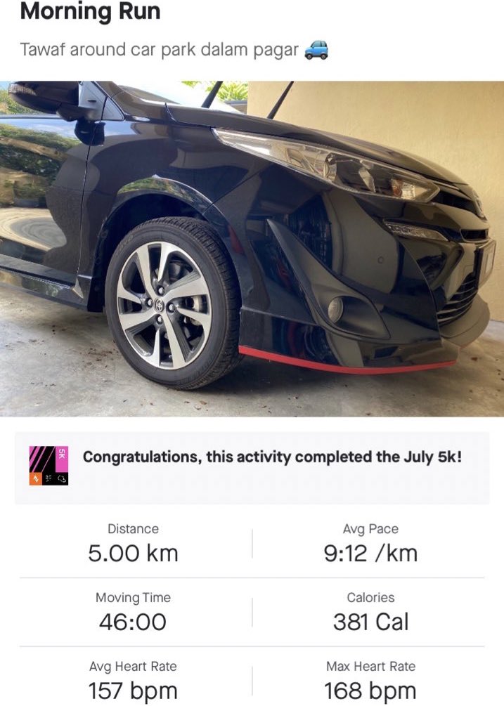 faezahana's tweet photo. When PKPD not allowing you to run outside,
How about we run inside.. hamikk berpinar rasa pusing keliling kereta dalam pagar. Ada kot 500++ kali 🤣🤣
Tak boleh laju2, nanti extra inertia impact if langgar pagar.
Done 5km ✅
#sihatpkp
#donotspeed
#pkpd https://t.co/3ipAEWAHDt