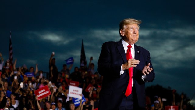 Ramnier's tweet photo. Donald Trump desde Florida: "Haber expuesto la gran corrupción de los medios, quedará para la historia como uno de mis mayores logros, sus ratings y su credibilidad están por el piso y eso nunca me lo perdonarán (...) mientras más luche por ustedes, más me perseguirán". https://t.co/s1kyU1CyhO