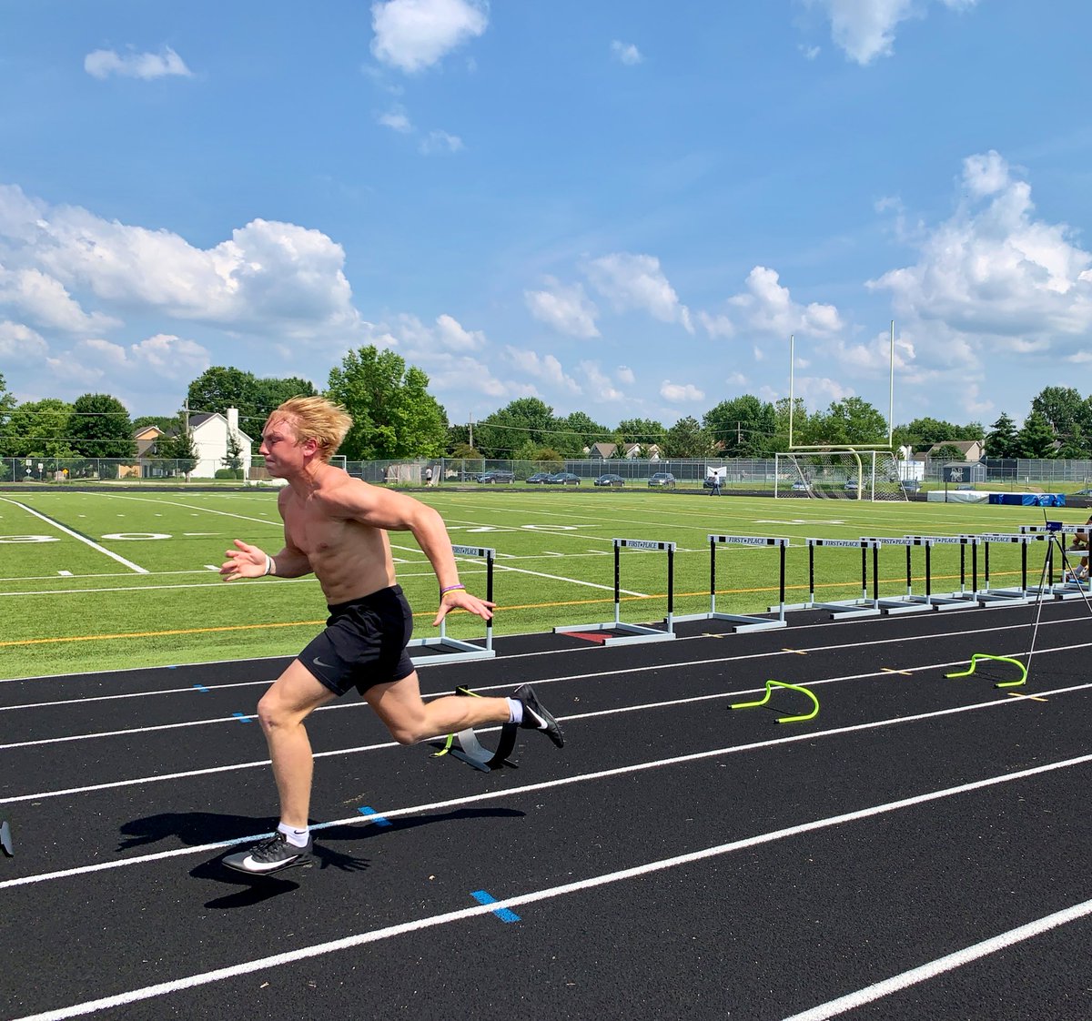 TopSpeedLLC's tweet photo. Flags aren’t the only thing flying on the 4th! The boys were 💨 today

Week 3’s Fastest 4
•(tie) @isaackoch35 - 21.8 MPH
•(tie) @LawsonHolbert - 21.8 MPH
•@mack_moeller - 21.54 MPH
•@HZigmant - 20.66 MPH

Sidenote: 100% of multi-week attendees set new personal records https://t.co/s9YnH7hR28