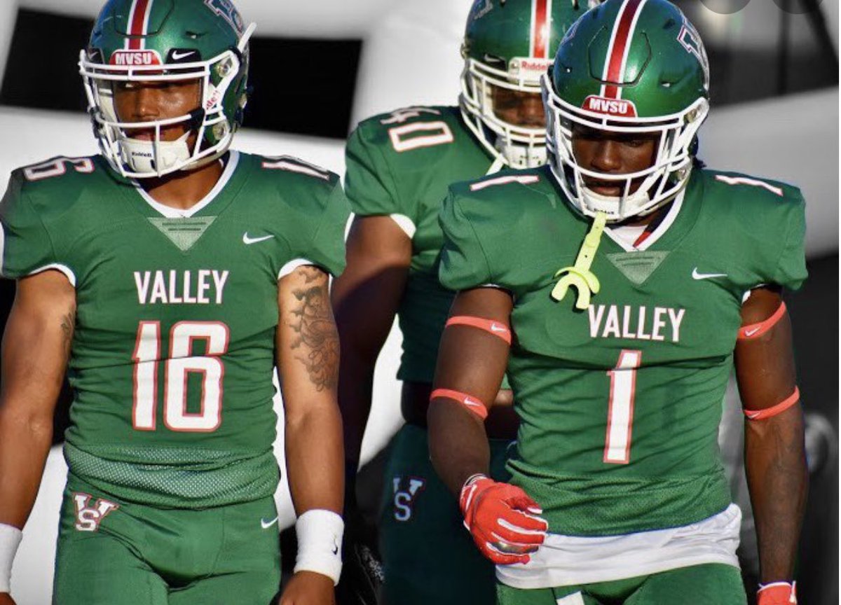 Blessed to say I’ve received my first D1 offer from Mississippi valley state💚❤️#GoDevils #AGTG
