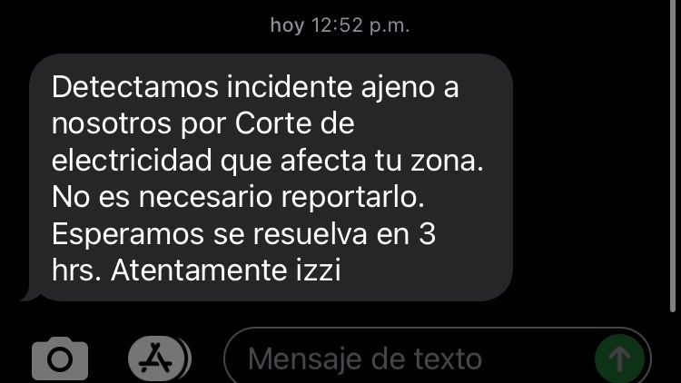saylophez's tweet photo. @CFE_Contigo Desde las 12:50 pm no contamos con luz, ¿Cuanto mas tenemos que esperar?! Es muy necesario que ya sea atendida ya que otros servicios depende del suyo (mi información en MD) https://t.co/7Y3pc2vxvc