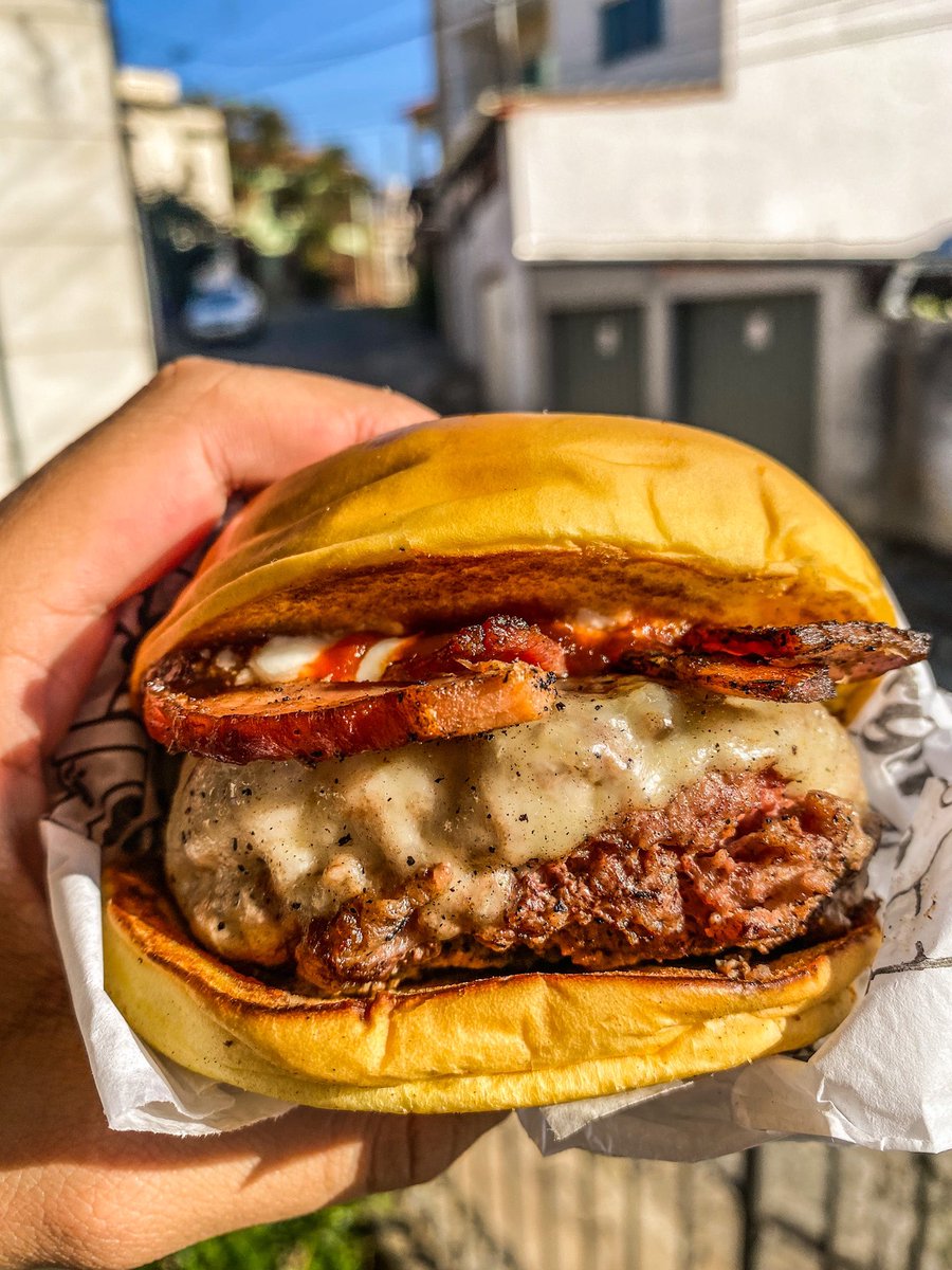 heat_burger's tweet photo. 🤤 https://t.co/jwacmLkvIL