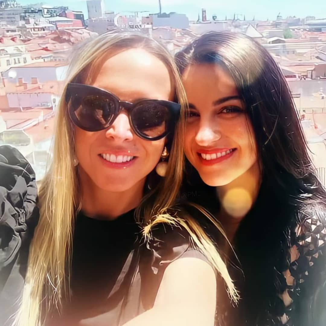 jackypbsouza's tweet photo. Fotos Maite Perroni em Madrid
❤🇪🇦🇲🇽
.
.
#MaitePerroni #happygirlswithmaite #shootforthemoom #mpworld #mpbrasil
📸:@maiteperroni https://t.co/jbl5OLJeYD