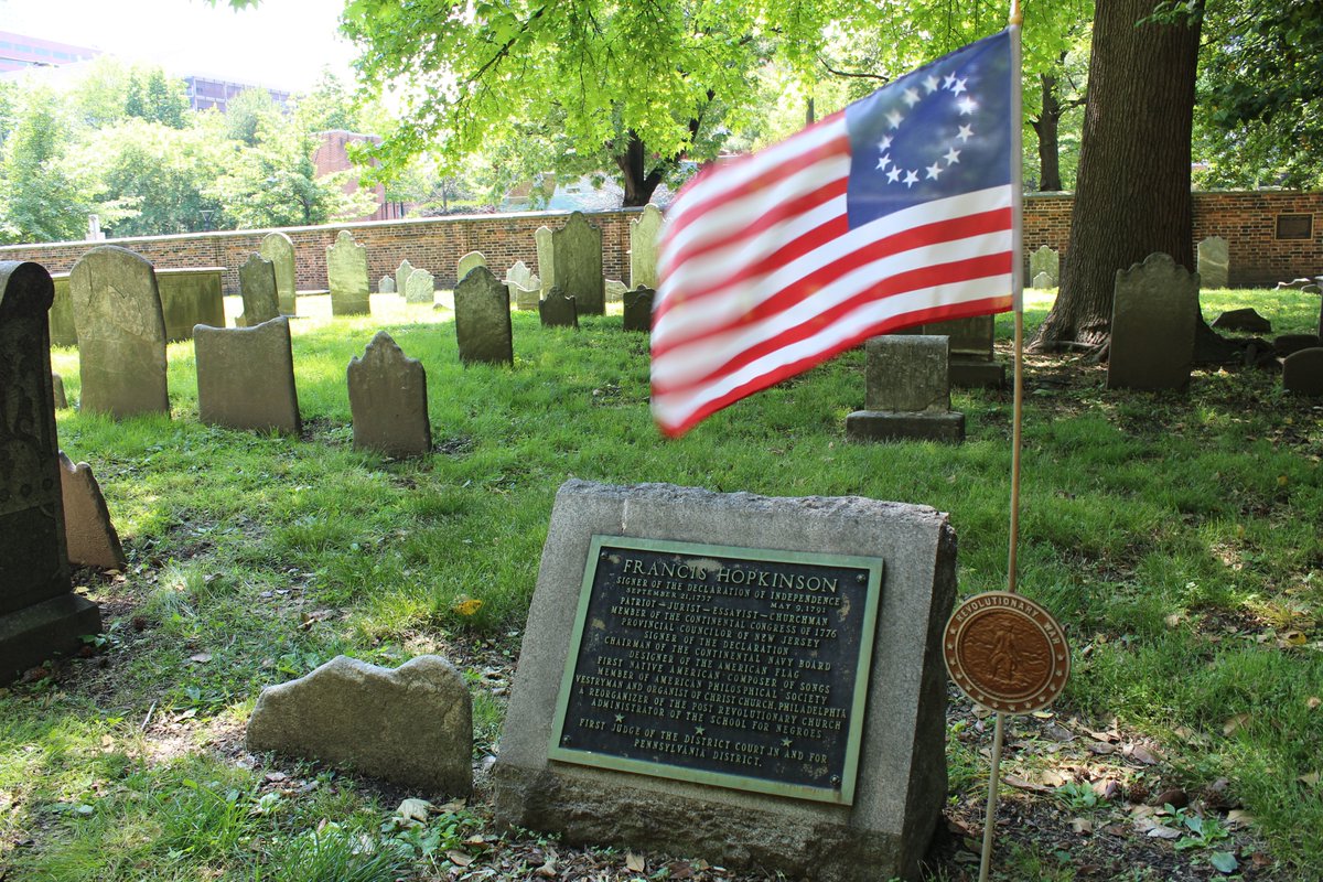 #DeclarationSigners- New Jersey Signer: Francis Hopkinson at the Christ Church Burial Ground in Philadelphia, Pennsylvania (Philadelphia Co.)

(TNT Images (c) 2019, Photos: Ken Naegele) #NecroTourism #Pennsylvania #declarationofindependence #july4th #NewJersey @NBCPhiladelphia https://t.co/GTP5dpVNkG