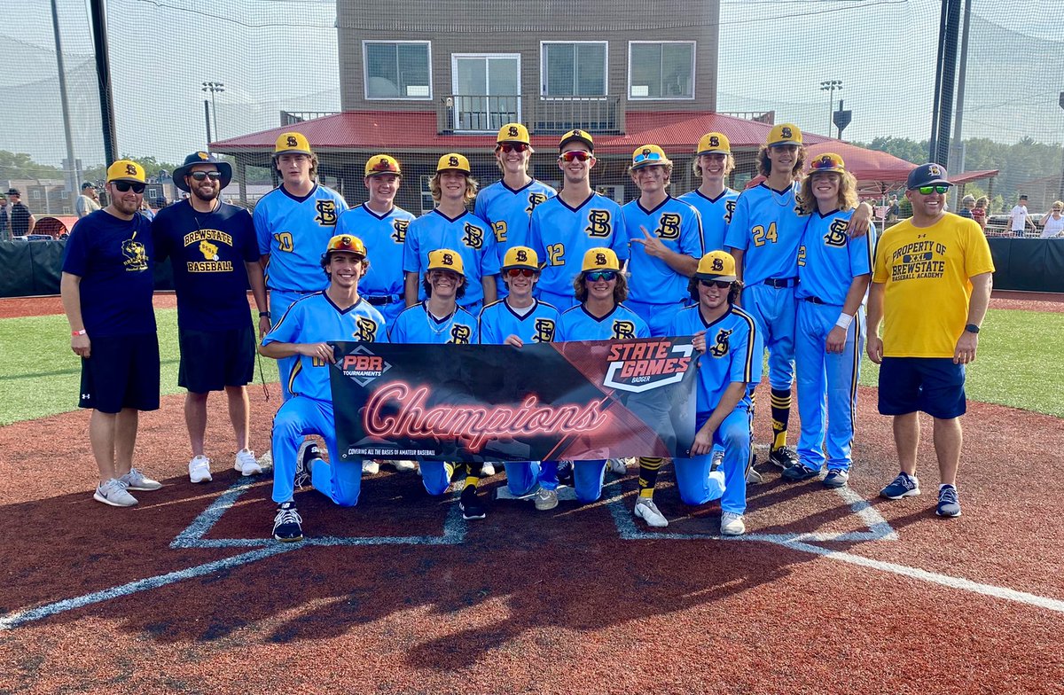 brewstateba's tweet photo. U16 back to back champs. Heads up Marion.    We are coming!    @IowaPG @PerfectGameUSA @PBRWisconsin https://t.co/wSZRo512bS
