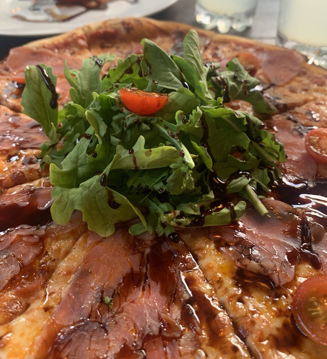 Pizza Rimet con arugula orgánica de #elmilagroorganics