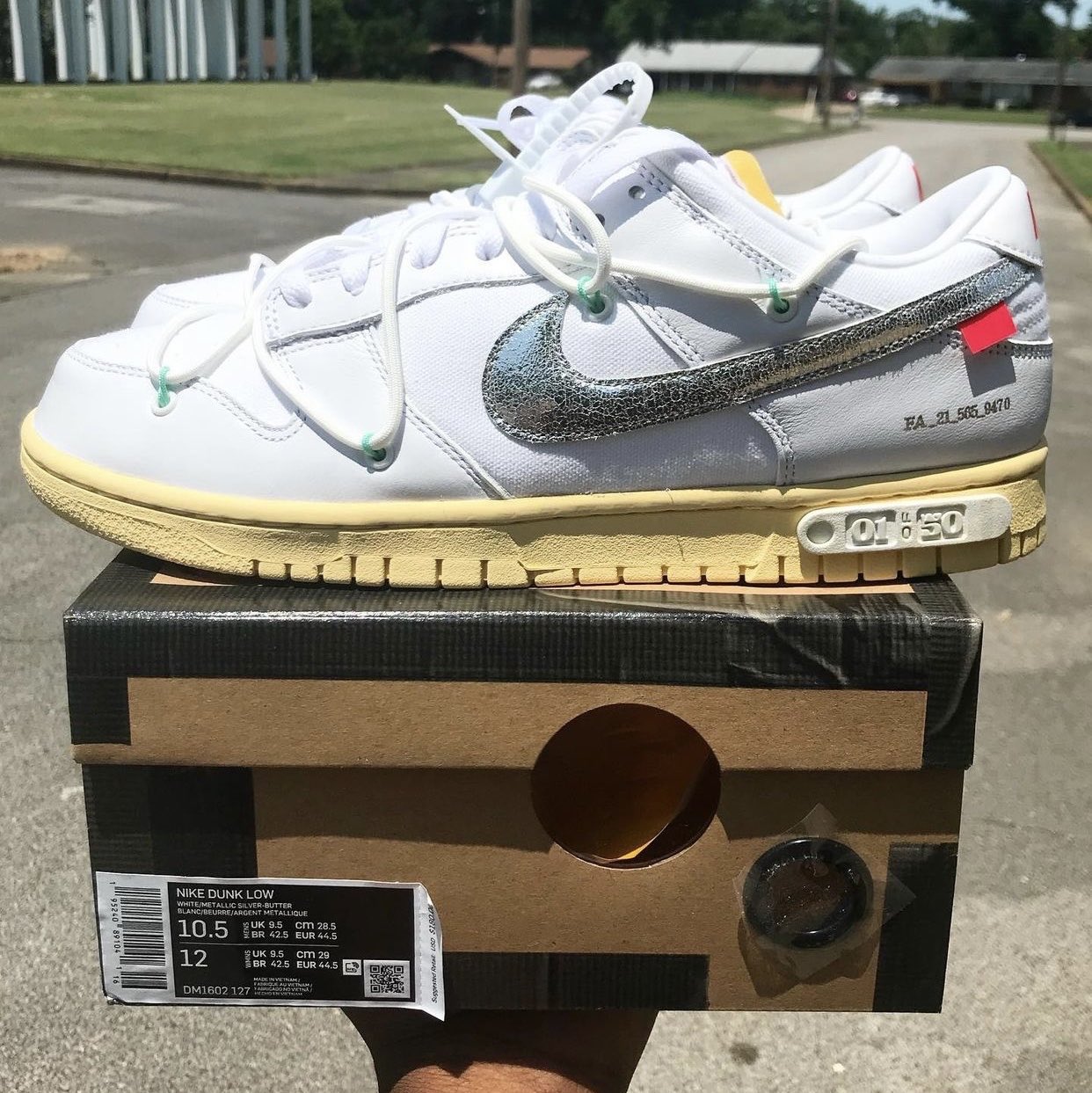 Nice Kicks on Twitter: "Clear of the upcoming “1 of 50” Nike Dunk Low from Virgil's Summer” collection.✨ https://t.co/pZDEojiHKB" / Twitter