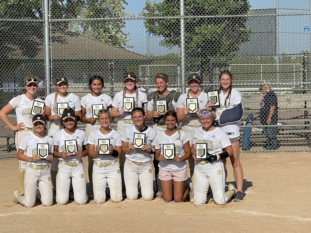 SherryDriver_'s tweet photo. Nebraska Gold Roberts 18U ended the season with a huge win!   Thank you  coaches &amp; family for standing beside our girls on the journey. We will all be watching you in college and for those finishing up your high school years. This is not goodbye it’s see you soon love mama Sherry https://t.co/zPf63RpvoU