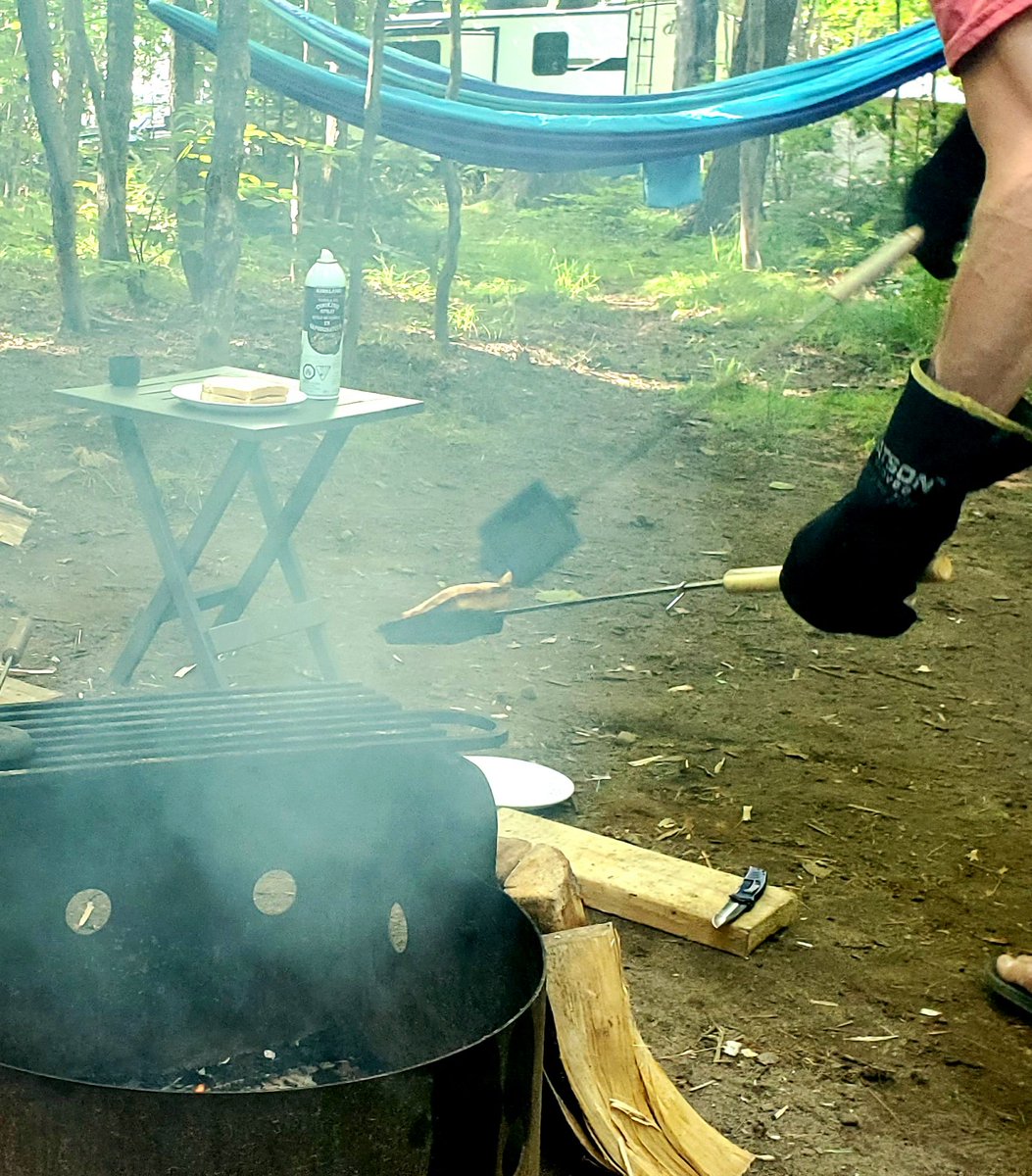 613Camper's tweet photo. Made it to Canisbay Lake @Algonquin_PP @OntarioParks &amp; had a full afternoon followed up with the much anticipated mountain pie. The guys hit the water to fish, so I'm tending the fire having some me time with some very chirpy birds.  💚 https://t.co/PnuR4A5SHE