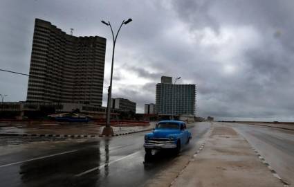 AsambleaCuba's tweet photo. Ante la tormenta, organizados y preparados
➡️https://t.co/dMhxRVh7l5 https://t.co/idBlJiiqYs