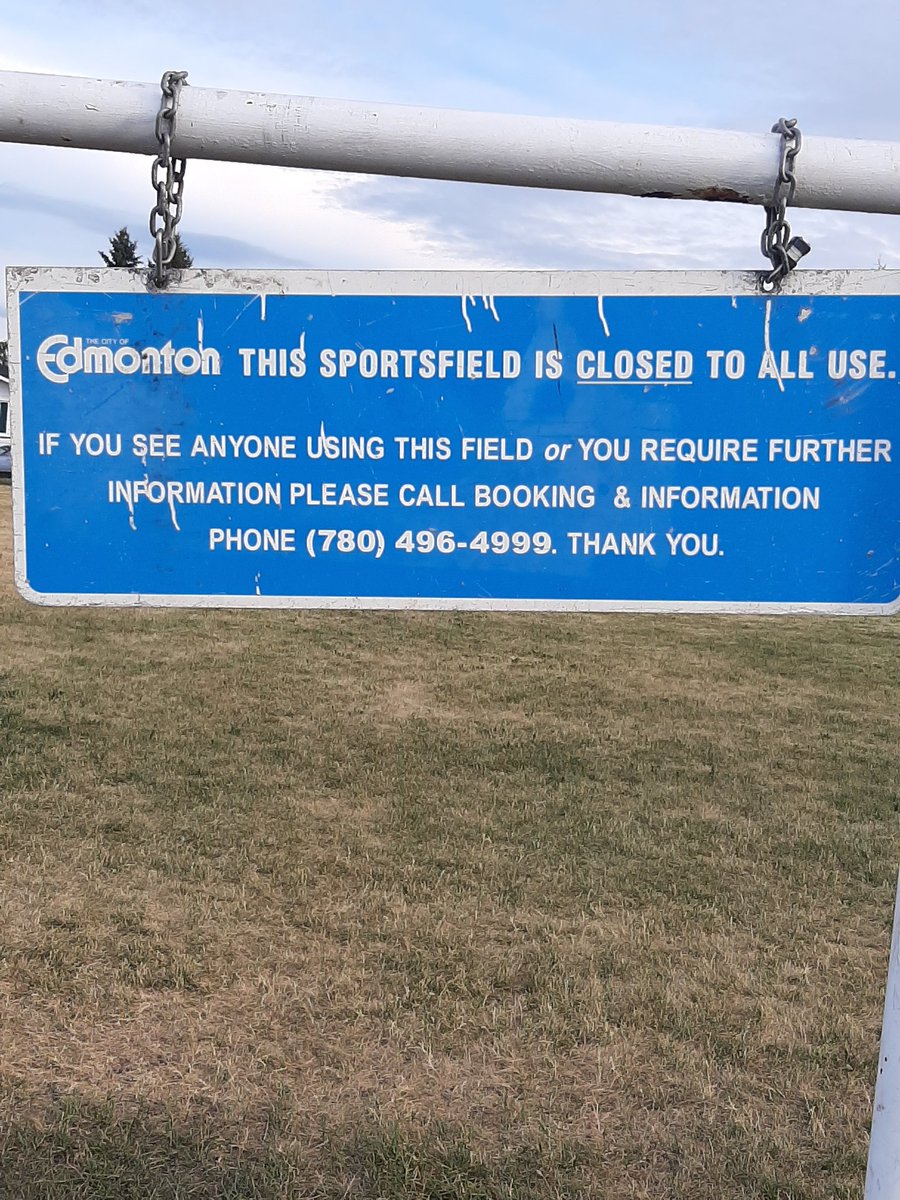 bigdavehoweller's tweet photo. @vineshpratap signs up all around our old stomping grounds.  So if kids want to have a game of soccer or baseball in the local field, they have to call and book ?  Is there a charge now?  What's the deal with the signs? https://t.co/gWUOw3awNQ