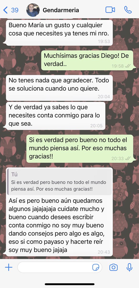 Cuando el gendarme que te viene hacer una multa te termina dando más explicaciones que tu ex.. 🤣🤣🤣 pasándote su número rompiendo la multa y ofreciéndote risas.. is to much!